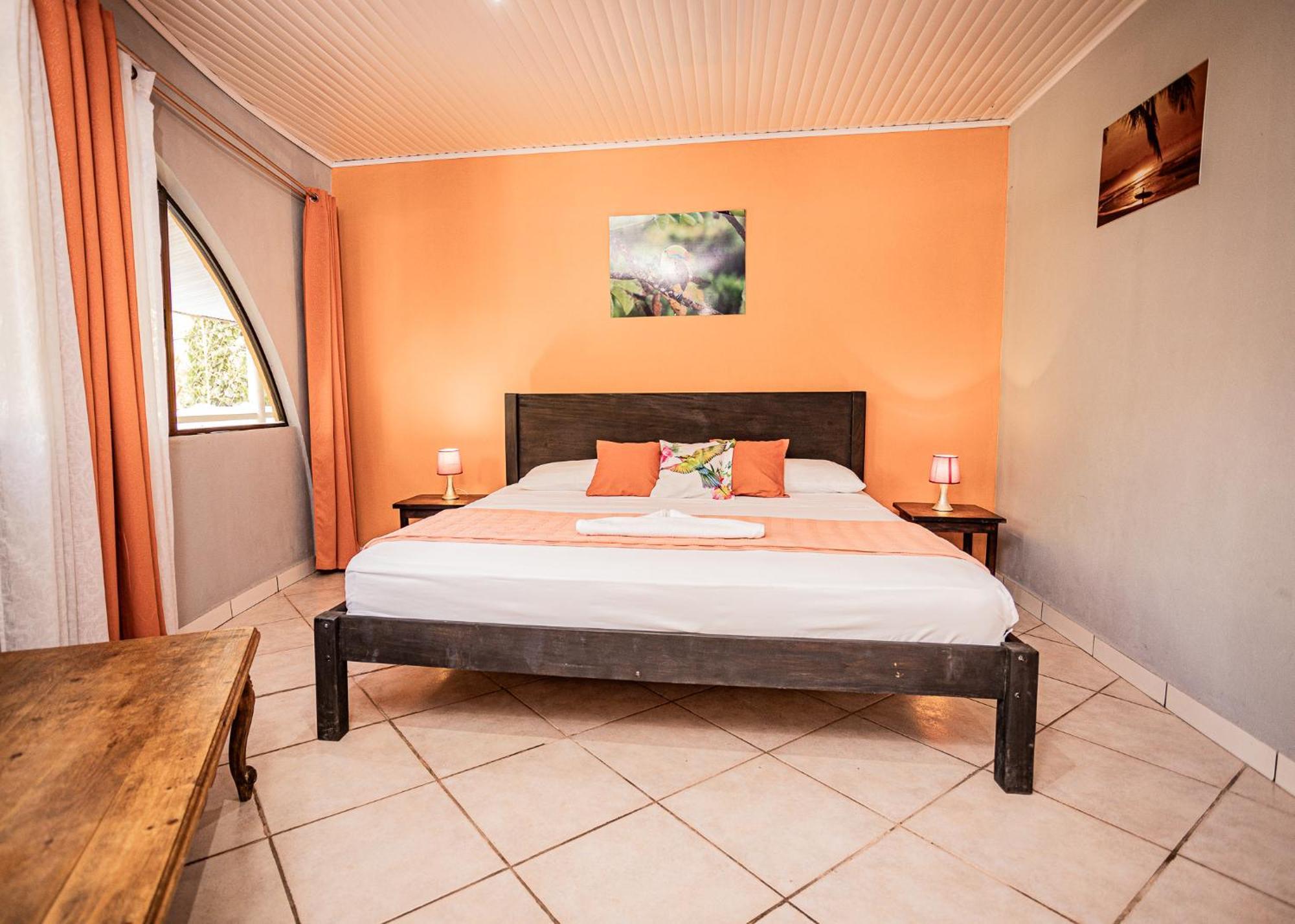 Hospedaje Colibri Manuel Antonio Exterior photo