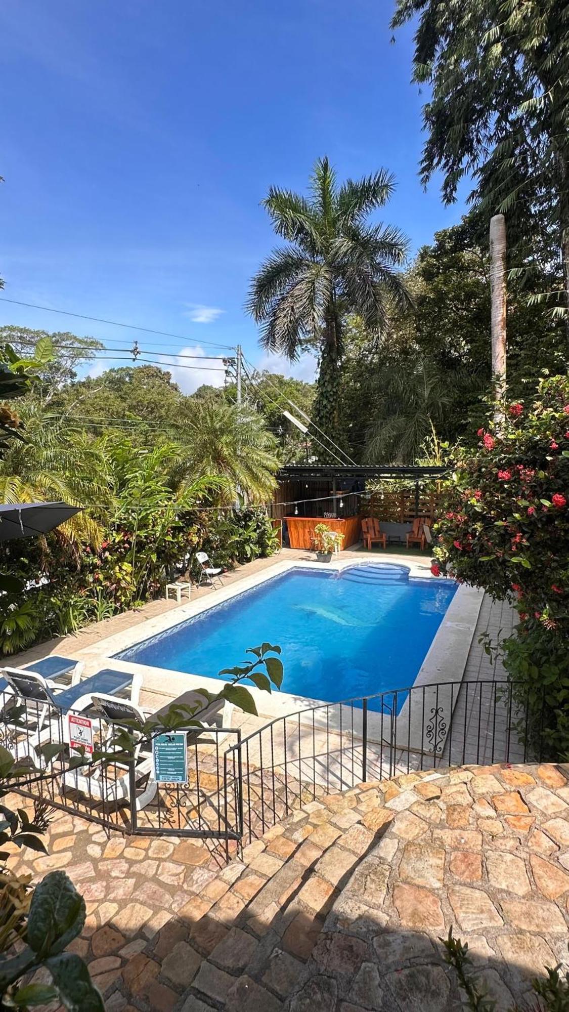 Hospedaje Colibri Manuel Antonio Exterior photo