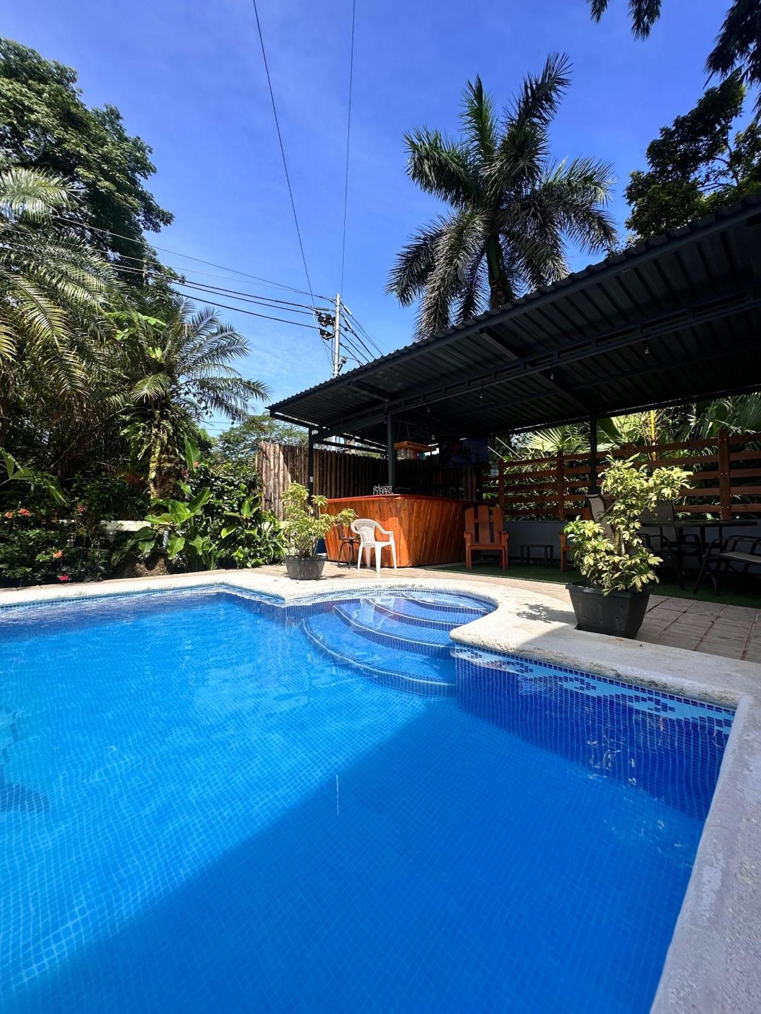 Hospedaje Colibri Manuel Antonio Exterior photo